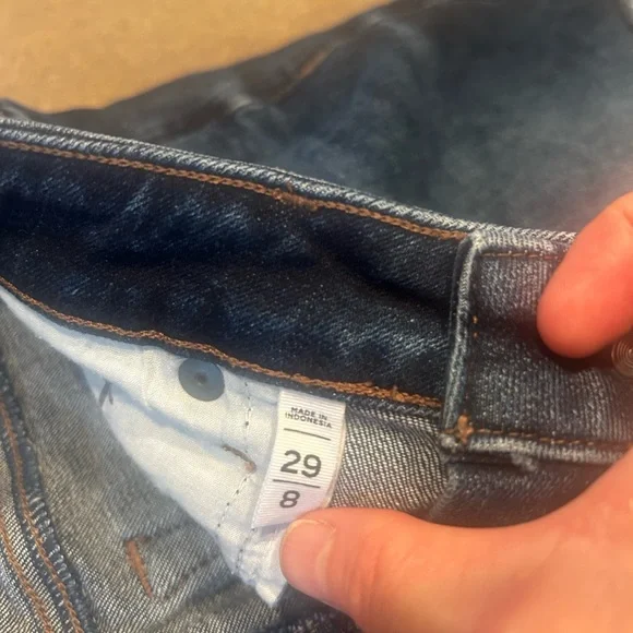 **2 FOR $15 FREE SHIPPING***Ann Taylor Loft Blue Jean Shorts with Distressed Hem - Picture 4 of 7